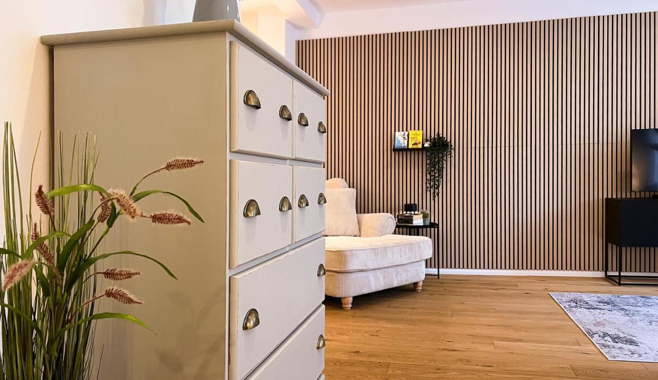 Modernes Studio Appartement Mit Leseecke Gernsbach Bagian luar foto